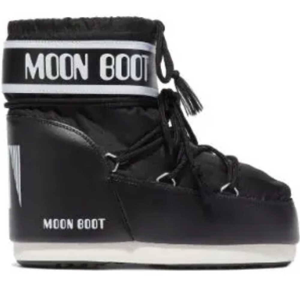 Low moon boots